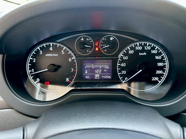 NISSAN日產 TIIDA  第13張相片