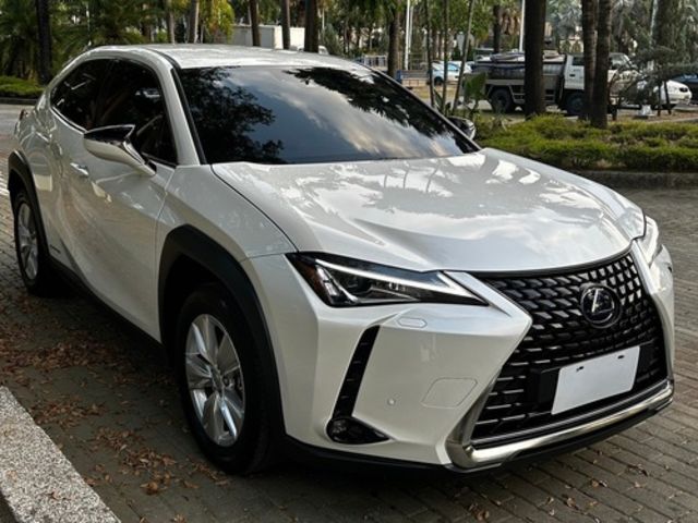 LEXUS凌志 UX250H  第3張相片