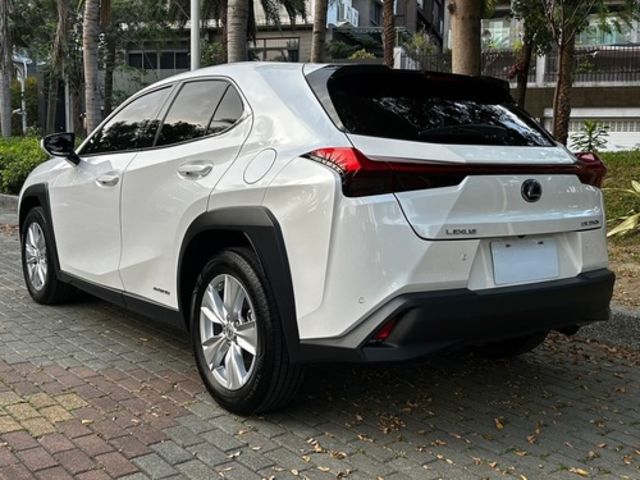 LEXUS凌志 UX250H  第4張相片
