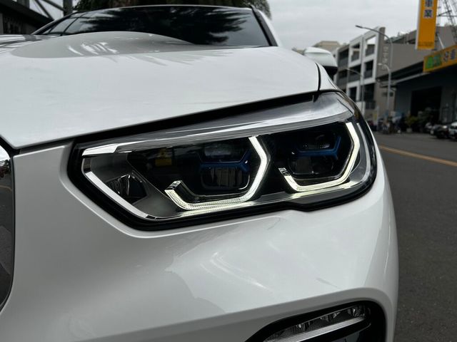 BMW寶馬 X5  第4張相片