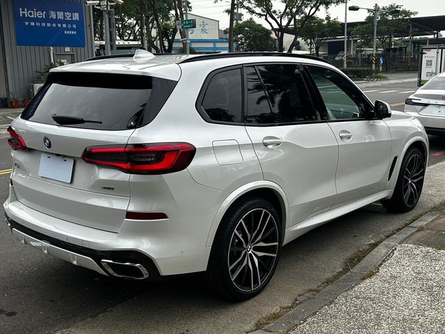 BMW寶馬 X5  第7張相片