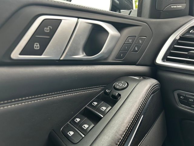 BMW寶馬 X5  第13張相片