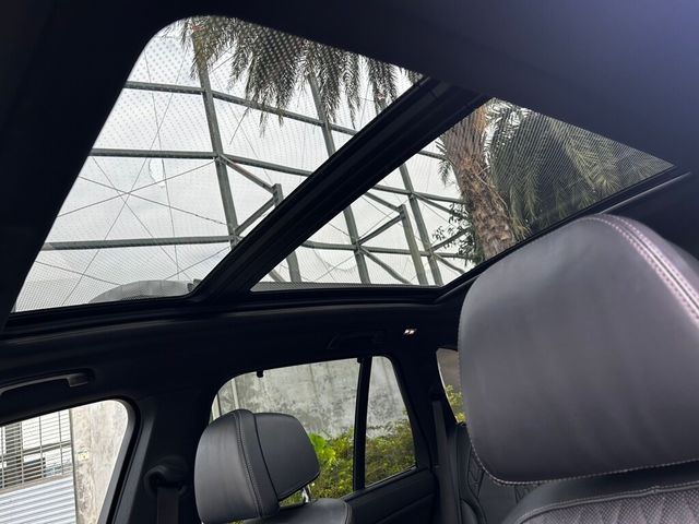 BMW寶馬 X5  第18張相片