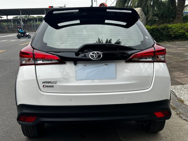 TOYOTA豐田 YARIS CROSSOVE  第5張相片