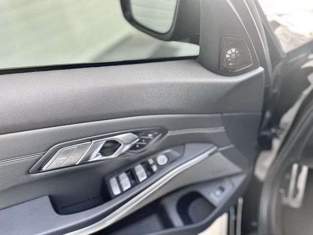 BMW寶馬 340I M SPORT  第17張相片