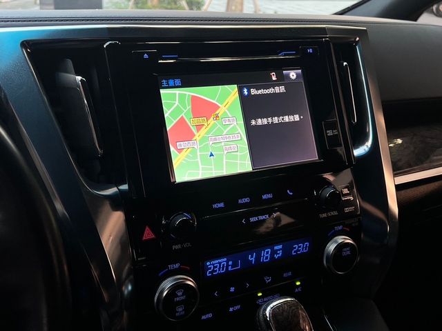 TOYOTA豐田 ALPHARD  第15張相片
