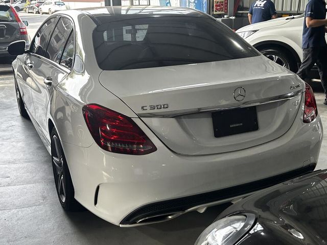 M-BENZ賓士 C300  第3張相片
