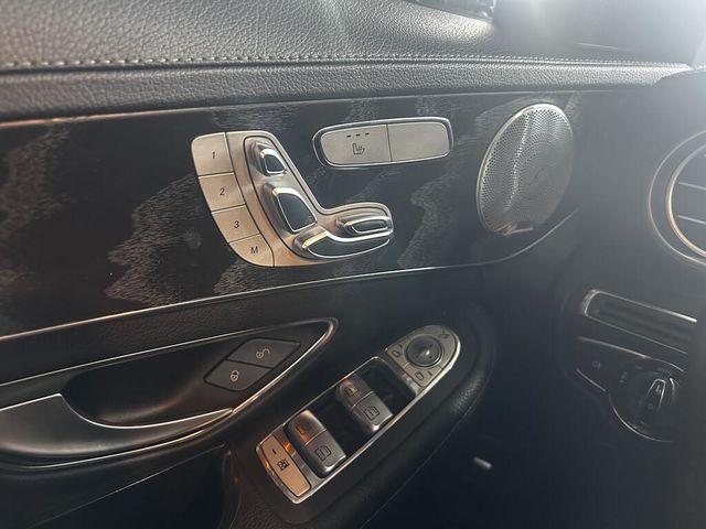 M-BENZ賓士 C300  第6張相片
