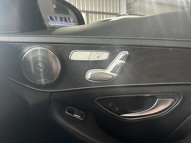 M-BENZ賓士 C300  第15張相片