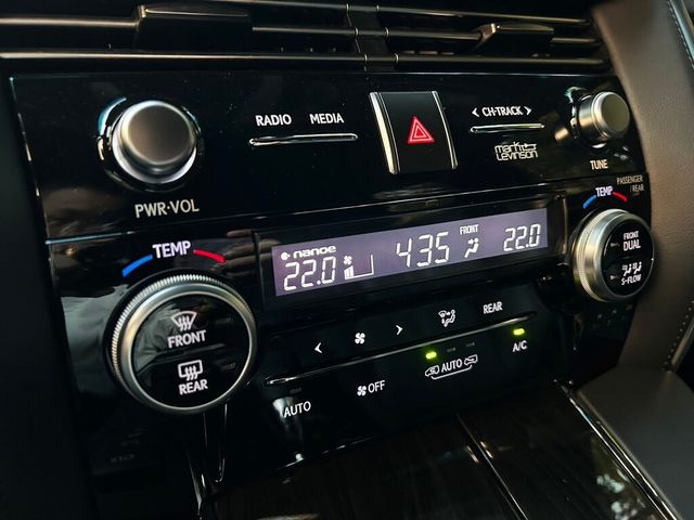 LEXUS凌志 LM300H  第13張相片