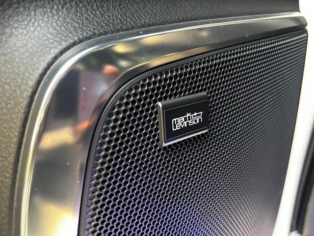 LEXUS凌志 LM300H  第16張相片