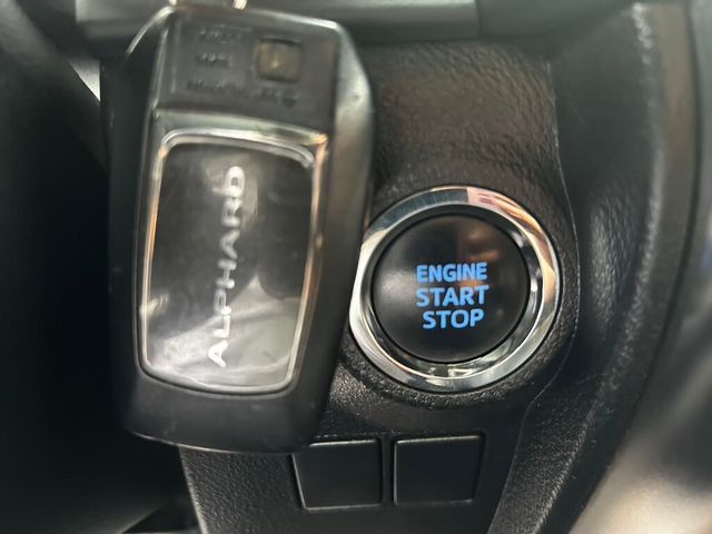 TOYOTA豐田 ALPHARD  第9張相片