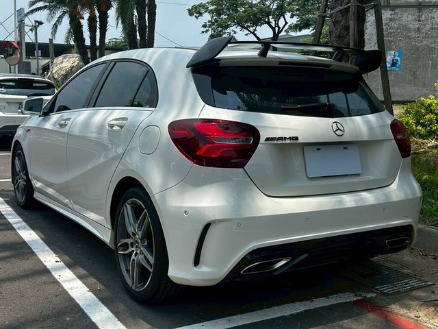 M-BENZ賓士 A180  第4張相片