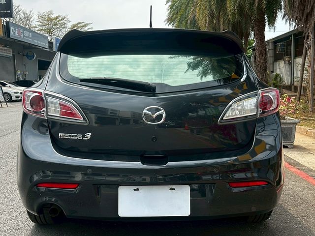 MAZDA馬自達 MAZDA 3  第5張相片