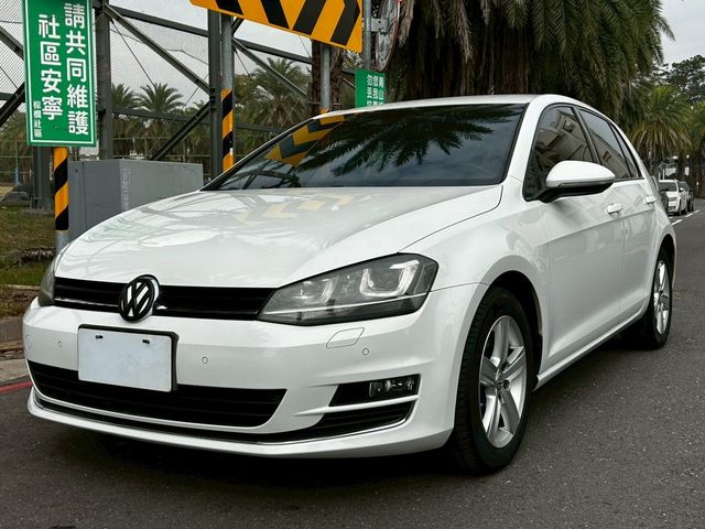 VOLKSWAGEN福斯 GOLF  第1張相片
