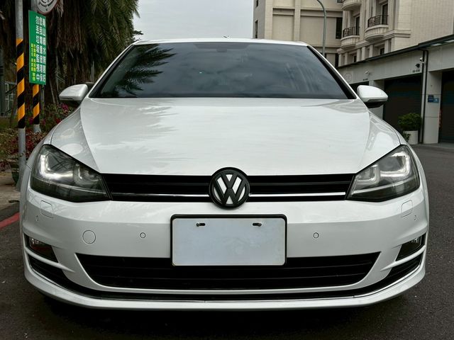 VOLKSWAGEN福斯 GOLF  第2張相片