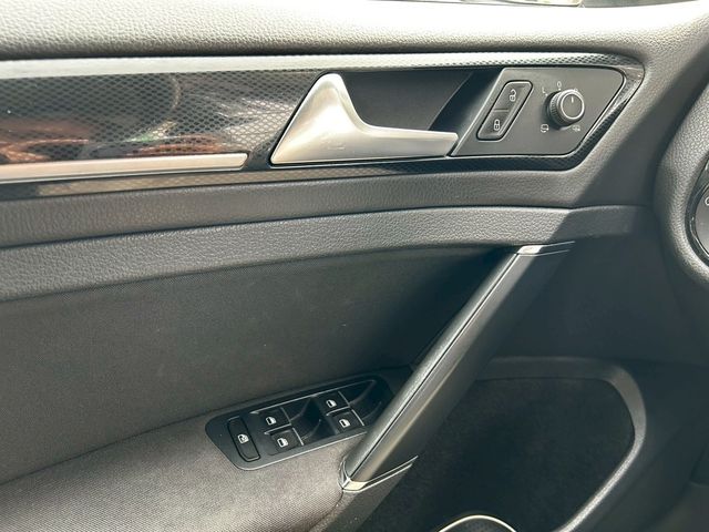 VOLKSWAGEN福斯 GOLF  第12張相片