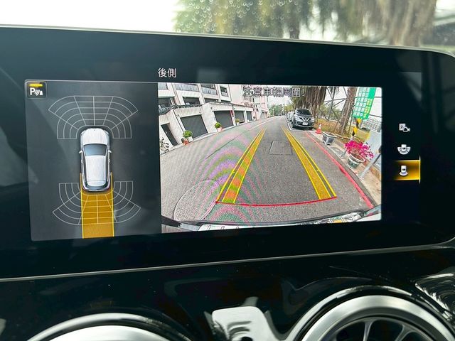 M-BENZ賓士 GLA250  第11張相片