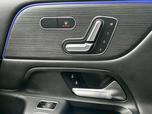 M-BENZ賓士 GLA250  第17張相片