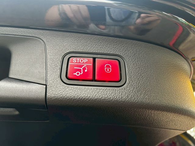 M-BENZ賓士 GLA250  第20張相片