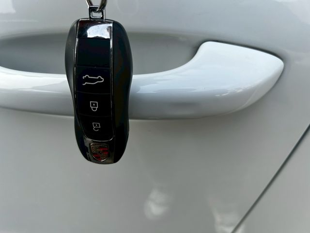 PORSCHE保時捷 MACAN  第4張相片