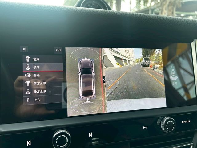 PORSCHE保時捷 MACAN  第13張相片