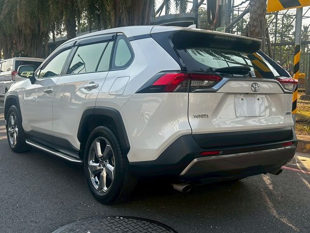 TOYOTA豐田 RAV4  第2張相片