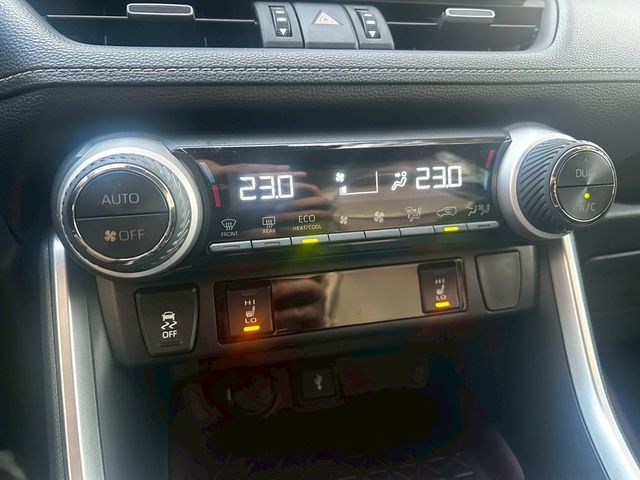 TOYOTA豐田 RAV4  第15張相片