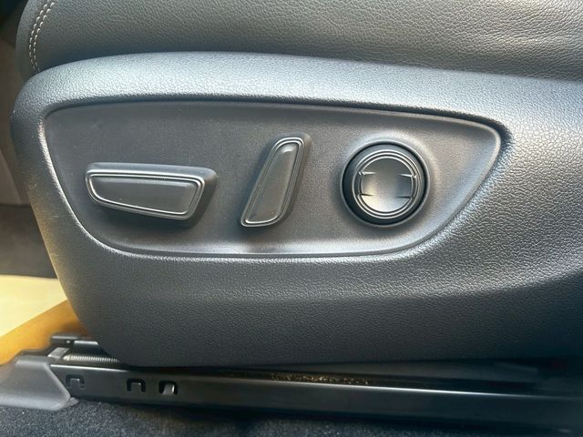 TOYOTA豐田 RAV4  第17張相片