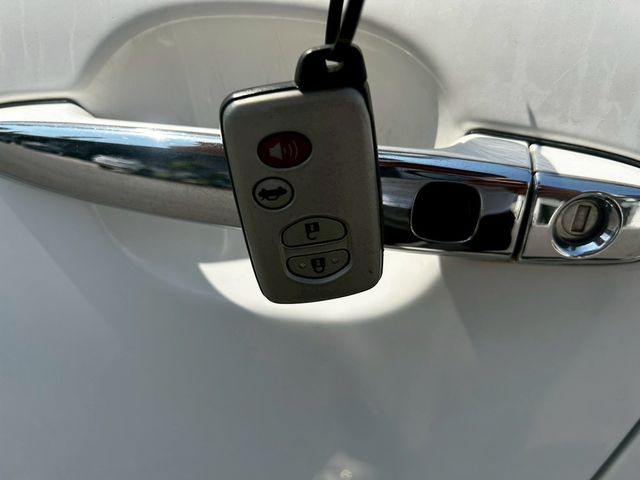 TOYOTA豐田 CAMRY  第7張相片