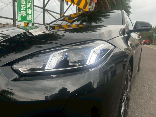 BMW寶馬 120I  第5張相片