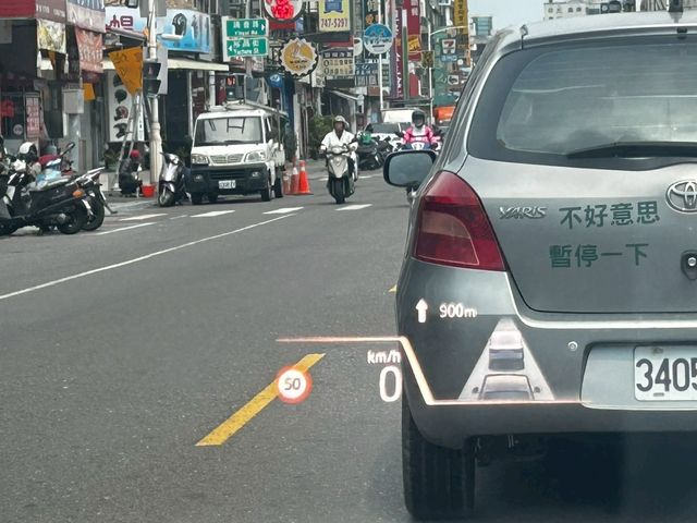 BMW寶馬 120I  第16張相片