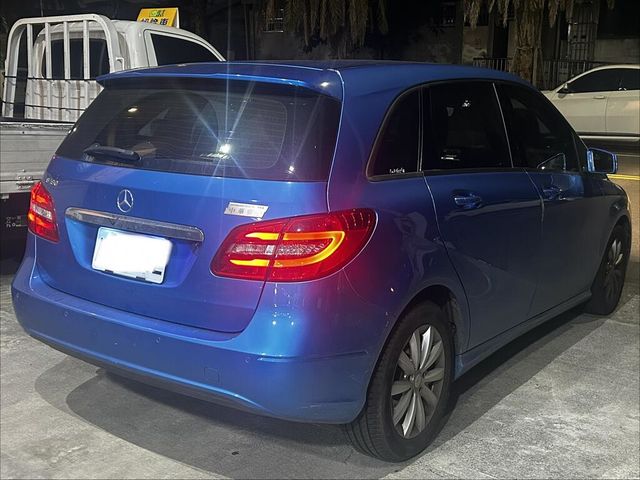 M-BENZ賓士 B180  第3張相片