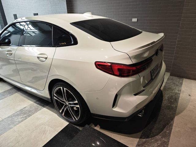BMW寶馬 218I M SPORT  第3張相片
