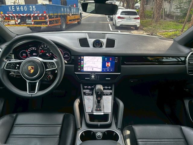 PORSCHE保時捷 CAYENNE  第7張相片
