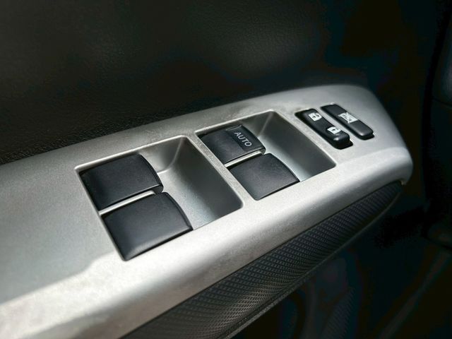 TOYOTA豐田 WISH  第14張相片