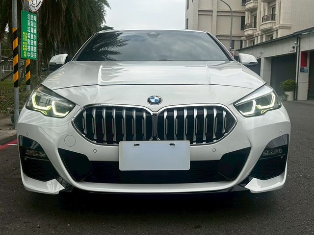 BMW寶馬 218I M SPORT  第2張相片