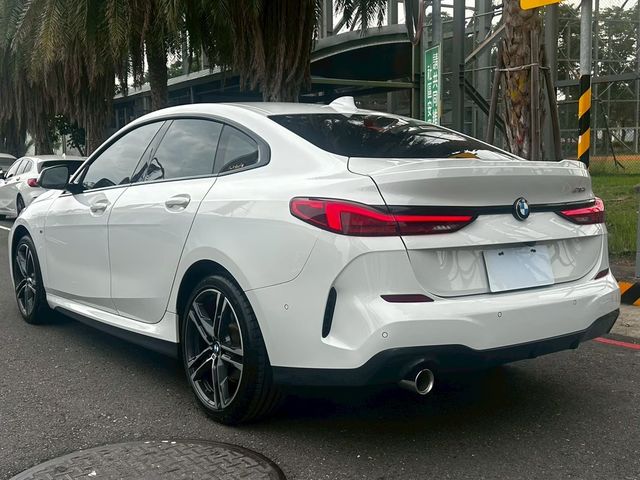 BMW寶馬 218I M SPORT  第4張相片