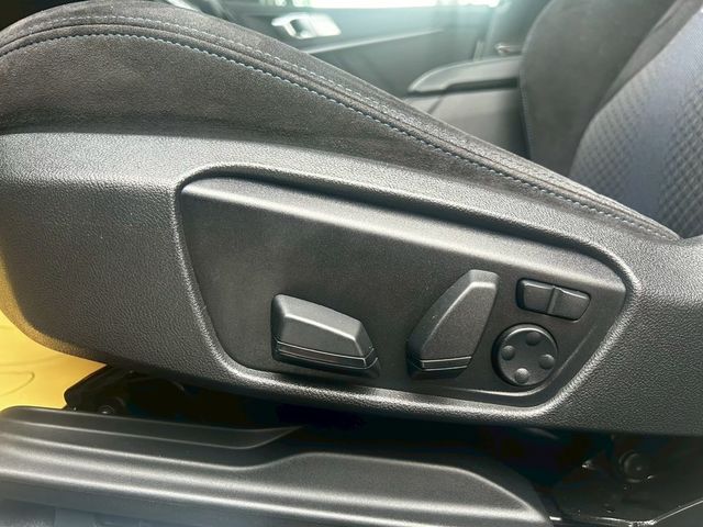 BMW寶馬 218I M SPORT  第13張相片
