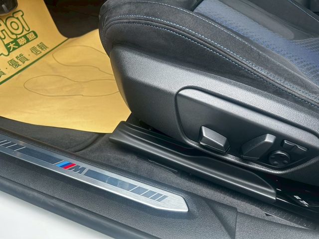 BMW寶馬 218I M SPORT  第14張相片