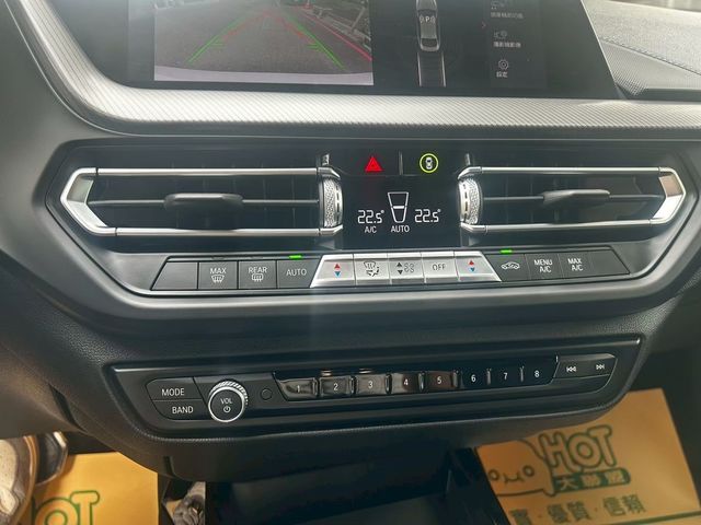BMW寶馬 218I M SPORT  第17張相片