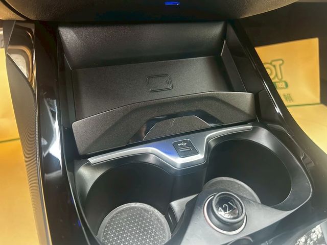BMW寶馬 218I M SPORT  第18張相片