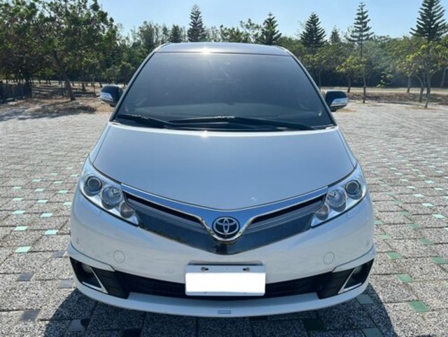 TOYOTA豐田 PREVIA  第3張相片