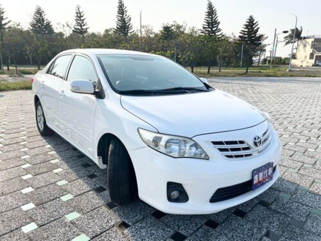 TOYOTA豐田 ALTIS  第3張相片