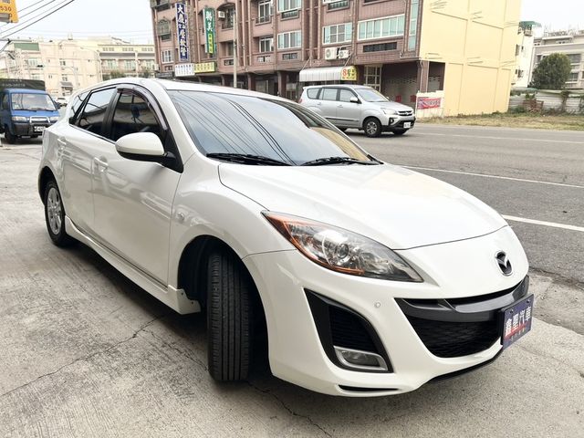 MAZDA馬自達 MAZDA 3  第5張相片