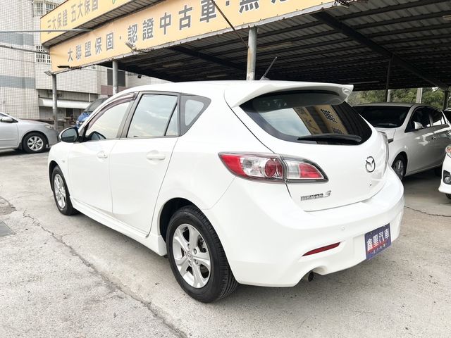 MAZDA馬自達 MAZDA 3  第6張相片