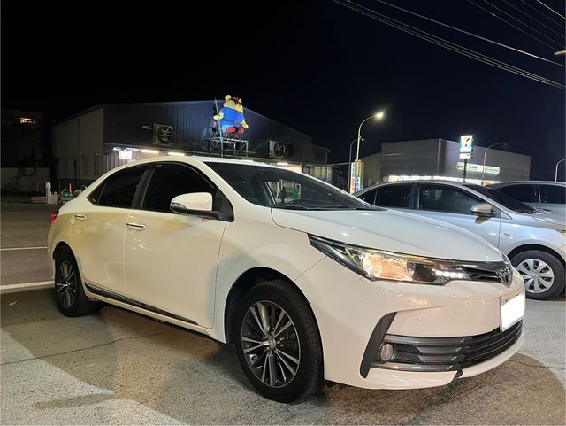 TOYOTA豐田 ALTIS  第1張相片