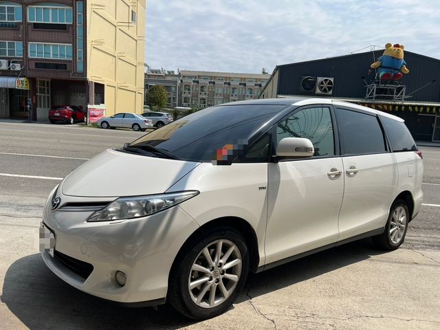 TOYOTA豐田 PREVIA  第1張相片
