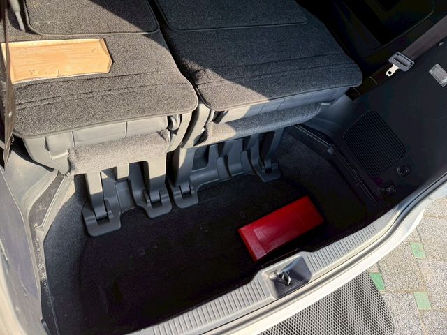 TOYOTA豐田 PREVIA  第19張相片