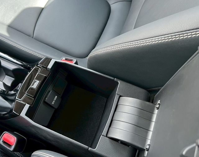 TOYOTA豐田 ALTIS  第15張相片